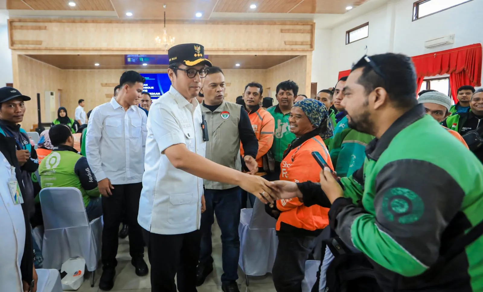 Ribuan Driver Ojol di Medan Terima Kartu BPJS