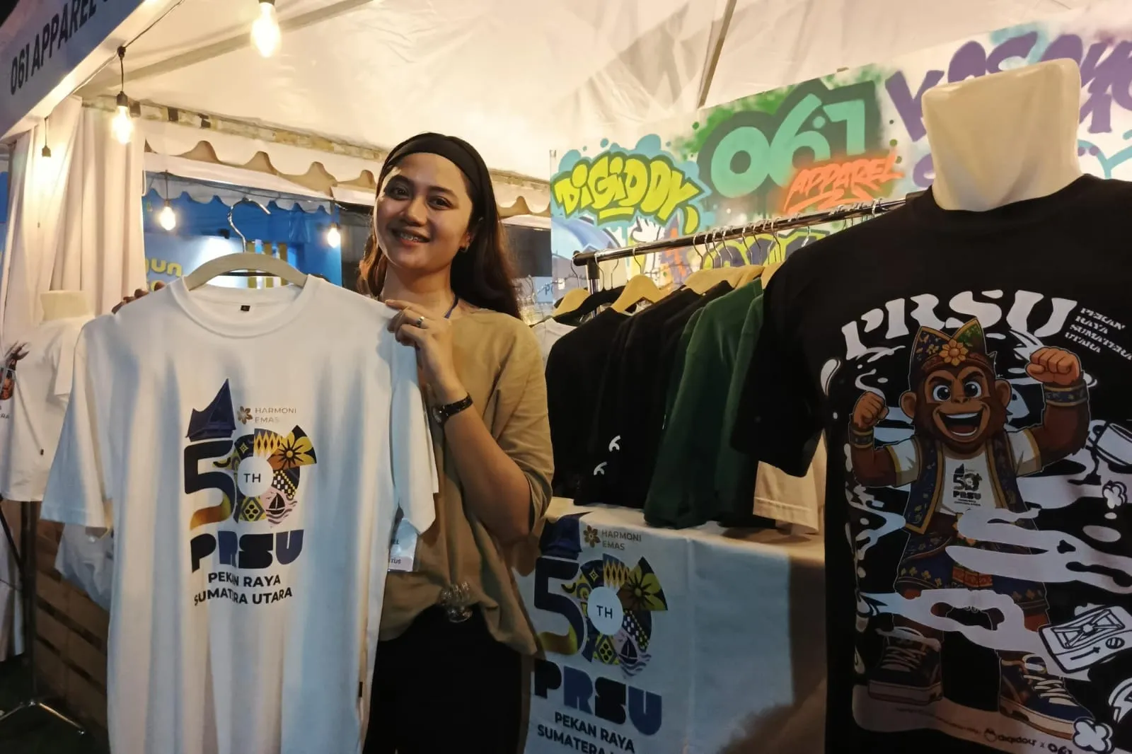 PRSU 2026 : Gen Z Wajib Mampir! Store 061 Apparel Tawarkan Kaos Kece Khas Sumut