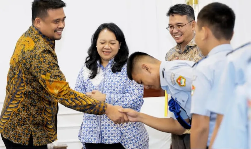 Bobby Nasution Apresiasi SMA Negeri 1 Matauli Pandan,Sekolah Negeri Pertama di Indonesia Raih Otorisasi IB Diploma Programme