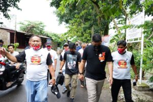 BOBBY Kunjungi Kawasan Kumuh dan Rawan Banjir Di Kelurahan Kwala Bekala Medan Johor. Warga Sambut Histeris