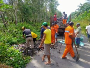 Pasukan Kuning Ajak Masyarakat Peduli Lingkungan Bersih 