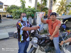 IPK Tanjung Tiram Berbagi Takjil dan Masker di Bulan Ramadhan 