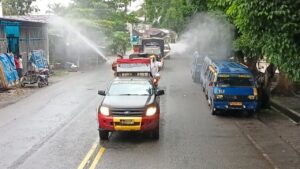 Sambut HUT Bhayangkara Ke 75 : Batalyon B Brimobdasu Kembali Semprot Disinfektan Kota Tebing Tinggi