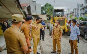 Jalan Depan Pasar Sukaramai Medan Segera Diperbaiki