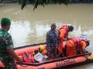 Abdul Somad Belum Ditemukan Tenggelam di Laut Batu Bara