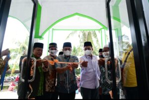 Ketua DPRD Batu Bara Hadiri Peresmian Masjid Baiturrohim Desa Gunung Bandung Kec. Lima Puluh