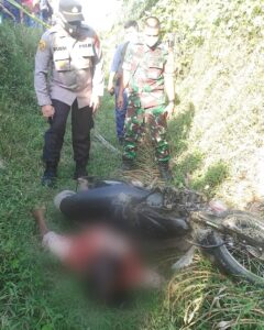 2 Hari Tak Pulang,Ditemukan Tewas Tertimpa Sepeda Motor