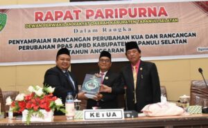 Bupati Dolly Sampaikan Rancangan Perubahan KUA dan PPAS 2022 ke DPRD