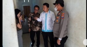 Tim Gabungan Razia Rumah Kos-Kosan,Puluhan Orang Dibawa Ke Kantor Polisi 