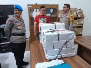 Kapolres Batu Bara AKBP Jose DC Fernandes Pantau Pendistribusian Surat Suara Pilkades Serentak