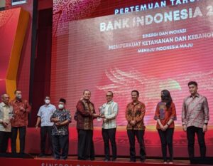 Pemkab Tapsel Terima Penghargaan Bank Indonesia