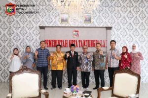 Wali Kota Tanjungbalai Menerima Kunjungan Kepala Divisi Pelayanan Hukum dan HAM Sumut