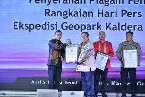 HPN 2023, Bupati Zahir Terima Penghargaan Mitra Media