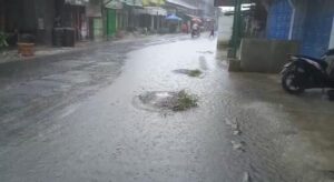 Warga Desa Ujung Kubu Minta Pemkab Batu Bara Bangun Saluran Drainase 