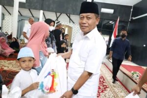 Wali Kota Tanjungbalai Serahkan Santunan Kepada 222 Anak Yatim