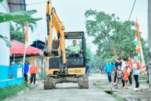 Bupati Batu Bara Sapa Masyarakat Desa Perkebunan Lima Puluh