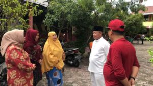 Wali Kota H.Waris Tholib Gotong Royong Bersihkan Sekolah