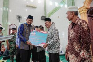 Bobby : Masjid Mandiri Bantu Warga Sekitar.