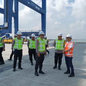 Kapolres Batu Bara Tinjau Pelabuhan Pelindo Kuala Tanjung.