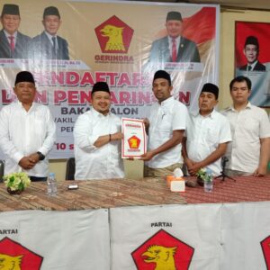 Tokoh Masyarakat dan Alim Ulama Hantar Dolly Pasaribu Daftar ke Partai Gerindra.