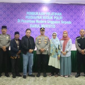 Kapolres Tapsel Buka Pelatihan Masuk Polri Santri Pesantren Darul Mursyid.