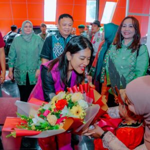 Kahiyang : Bantuan Makan Tambahan Atasi Stunting & Wujudkan Indonesia Emas 2045.