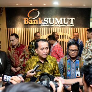 Fatoni : Tidak Ada Pergantian Direksi Bank Sumut.