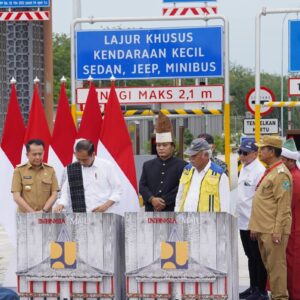 Jokowi Resmikan Ruas Tol di Sumut.