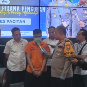 Terekam CCTV Saat Mencuri, Seorang Residivis Dibekuk SatReskrim Polres Pacitan.