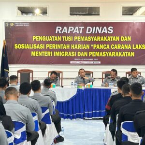 Kalapas Labuhan Ruku Berikan Penguatan Tentang Perintah Harian Menteri Imigrasi dan Pemasyarakatan.