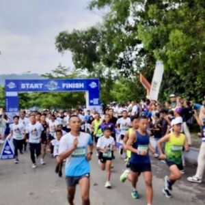 Ratusan Peserta Ikut Sport Collaborations Pancer Door Run Pacitan.